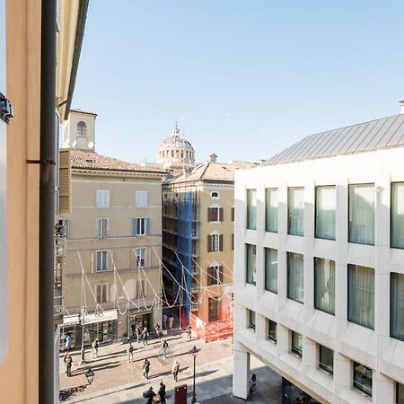 Raffinato Apt vicino a piazza Garibaldi x5 Parma Esterno foto